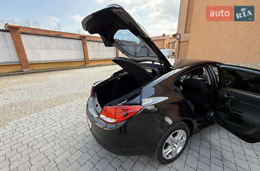 Лифтбек Opel Insignia 2010 в 