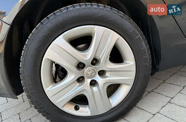 Лифтбек Opel Insignia 2010 в 
