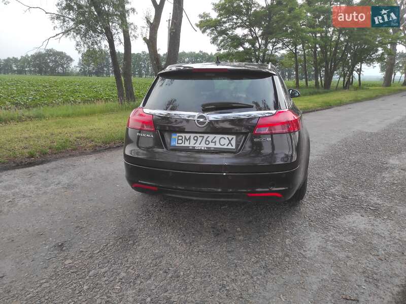 Універсал Opel Insignia 2010 в Сумах