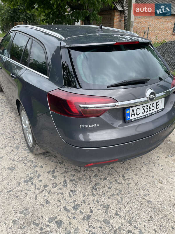 Универсал Opel Insignia 2013 в Луцке