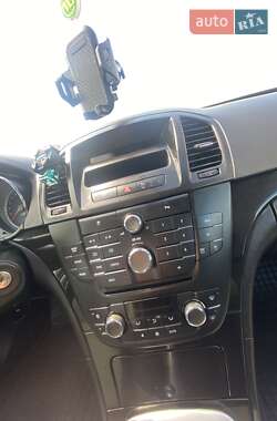 Седан Opel Insignia 2009 в 