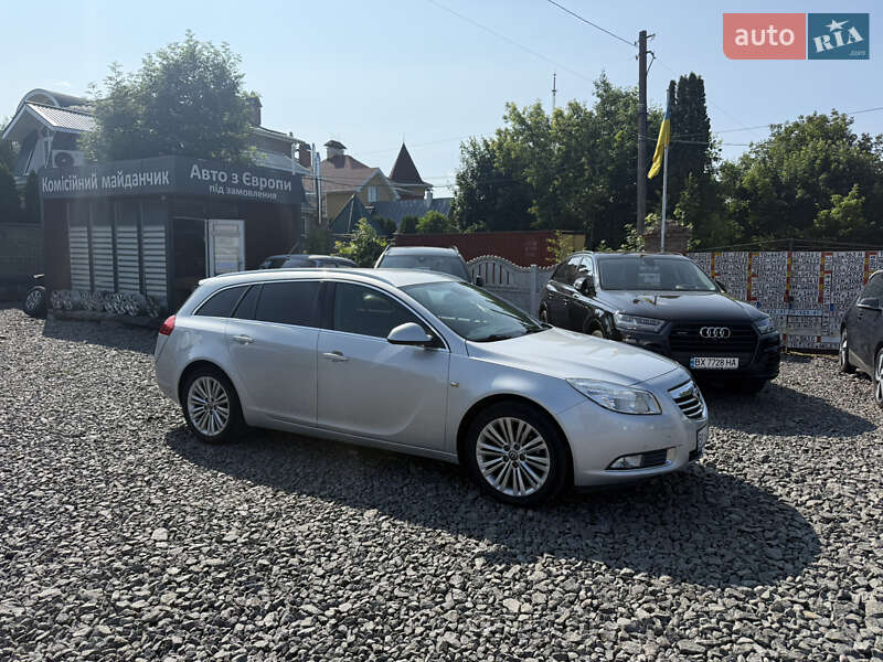 Opel Insignia 2011