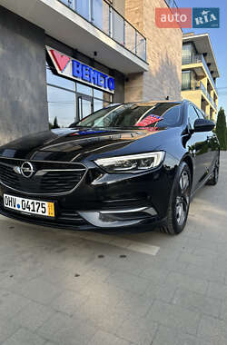 Универсал Opel Insignia 2019 в 