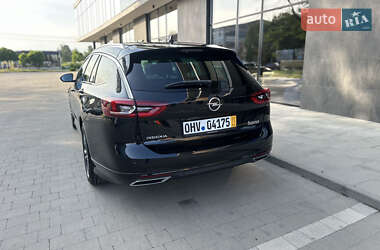 Универсал Opel Insignia 2019 в 
