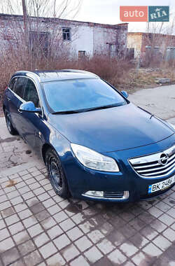 Універсал Opel Insignia 2012 в Клесовому