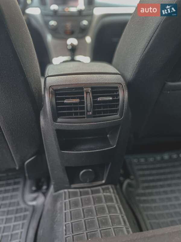 Универсал Opel Insignia 2014 в Бурштыне