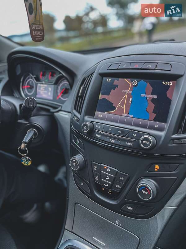 Универсал Opel Insignia 2014 в Бурштыне