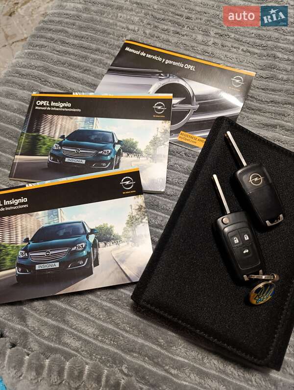 Универсал Opel Insignia 2014 в Бурштыне