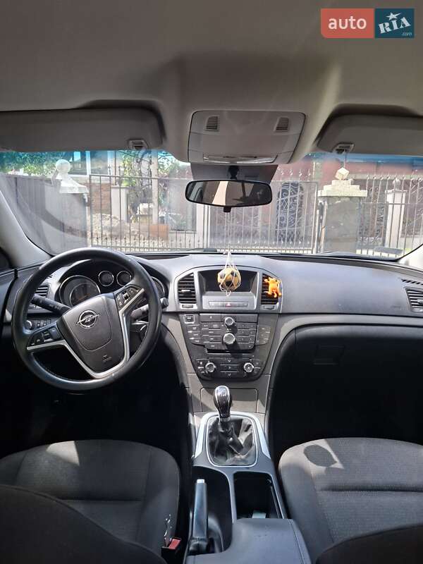 Лифтбек Opel Insignia 2012 в Грушево фото 3 Лифтбек Opel Insignia 2012 в Грушево