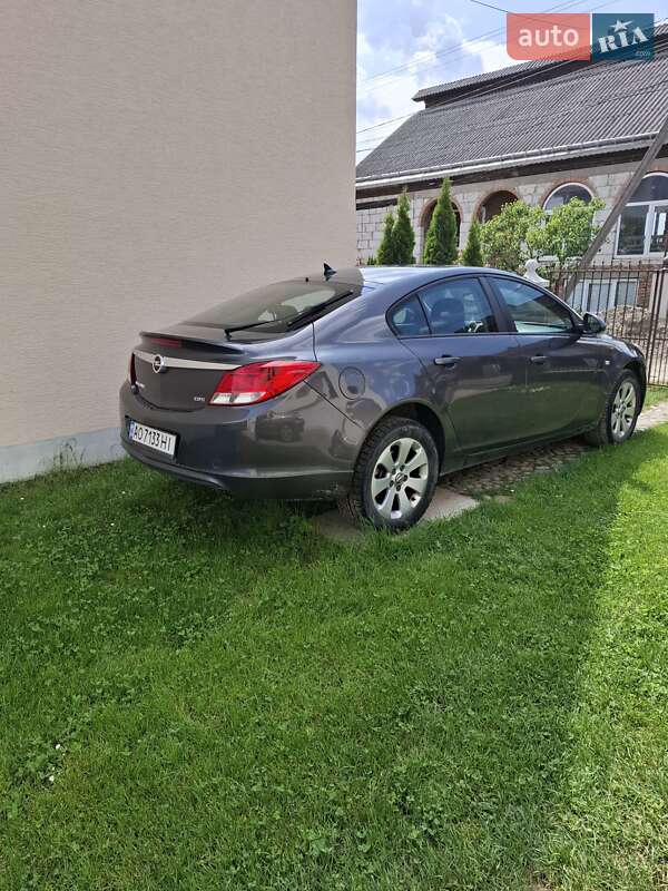 Лифтбек Opel Insignia 2012 в Грушево фото 4 Лифтбек Opel Insignia 2012 в Грушево