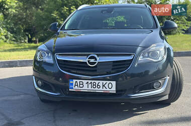 Универсал Opel Insignia 2014 в 