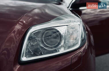 Универсал Opel Insignia 2009 в 