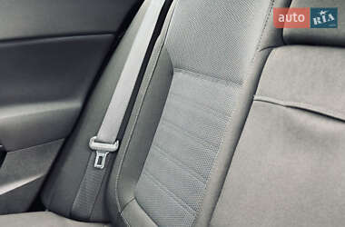 Универсал Opel Insignia 2009 в 
