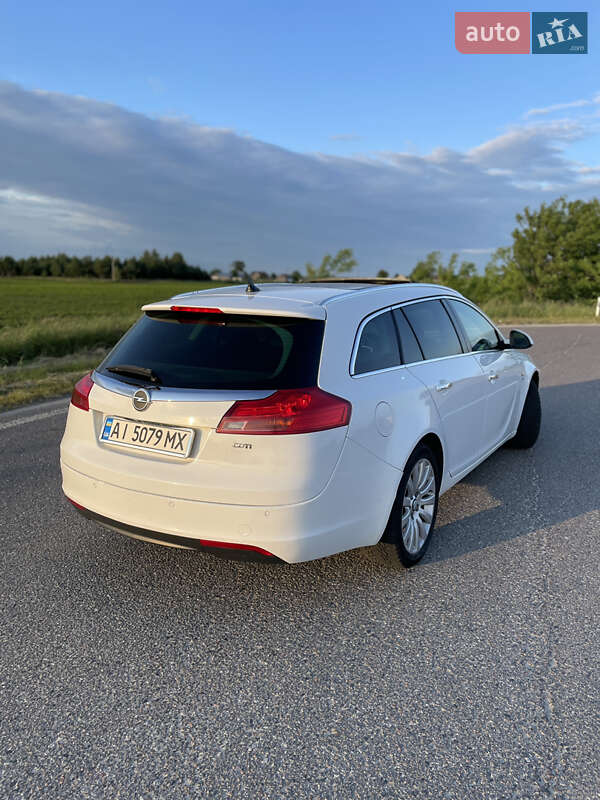 Универсал Opel Insignia 2011 в Львове