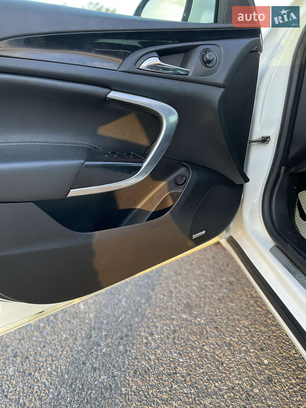 Универсал Opel Insignia 2011 в Львове