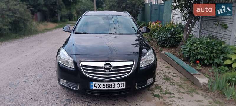 Універсал Opel Insignia 2012 в Харкові