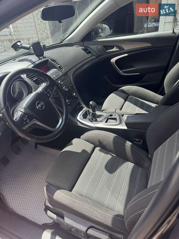 Ліфтбек Opel Insignia 2011 в Баранівці