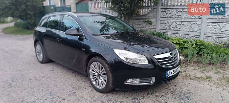 Універсал Opel Insignia 2012 в Харкові