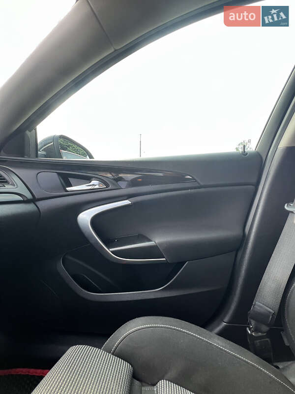 Універсал Opel Insignia 2011 в Вінниці