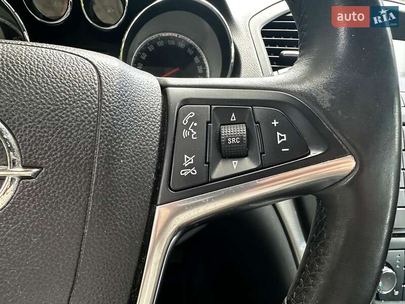 Універсал Opel Insignia 2013 в Києві