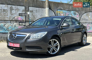 Седан Opel Insignia 2009 в 