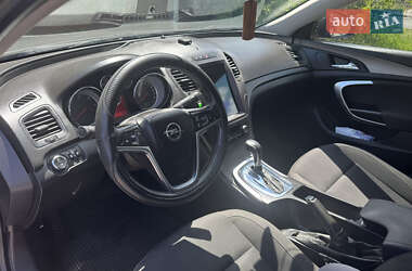 Универсал Opel Insignia 2012 в 