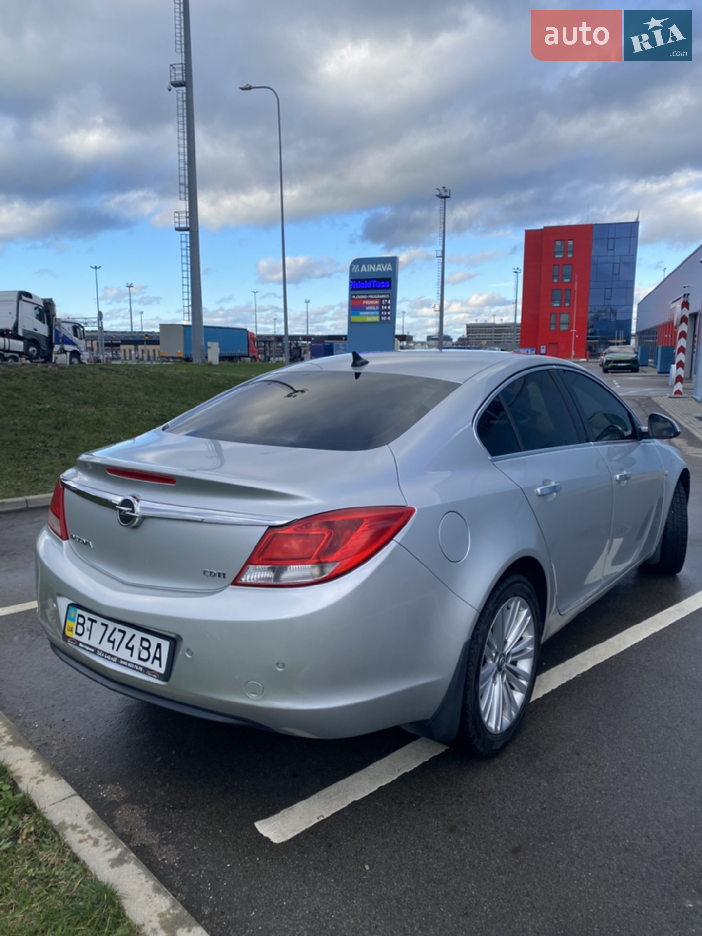 2013 Opel Insignia - мініатюра 3