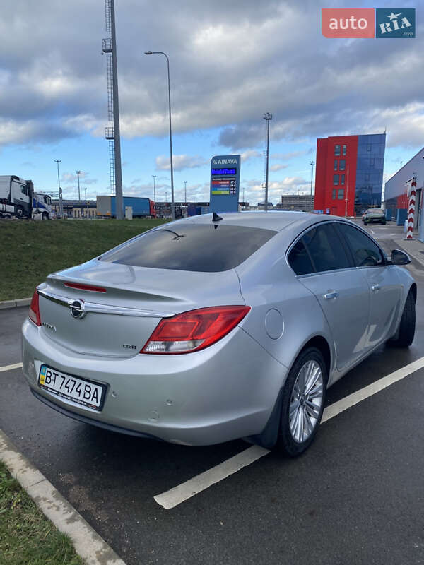 Седан Opel Insignia 2013 в Одесі