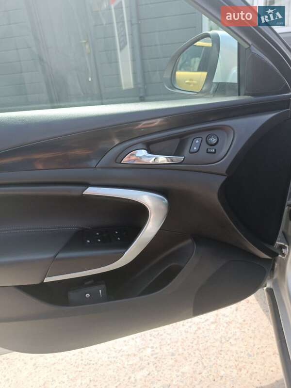 Універсал Opel Insignia 2015 в Сумах