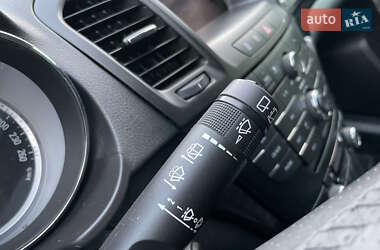 Універсал Opel Insignia 2011 в 