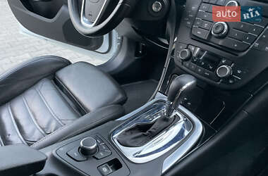 Універсал Opel Insignia 2011 в 
