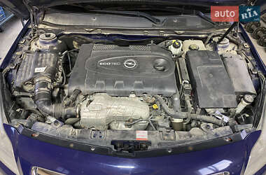 Універсал Opel Insignia 2012 в 