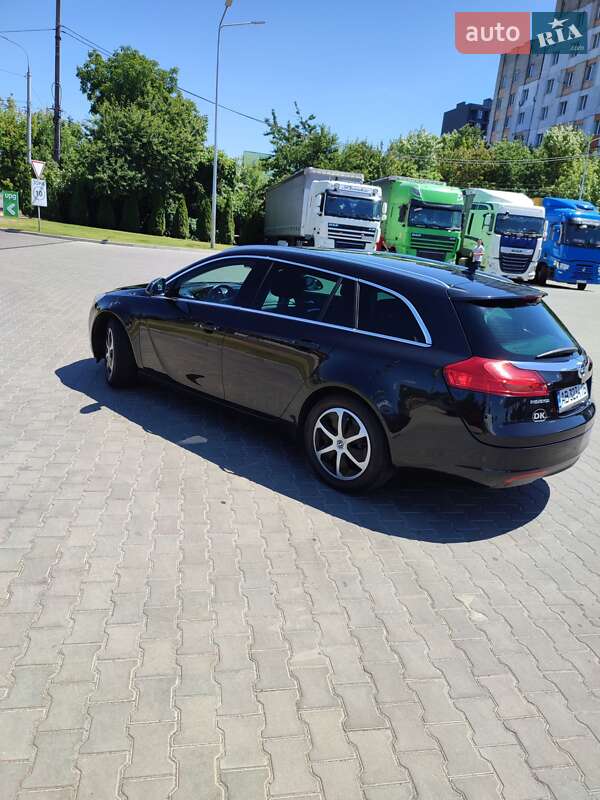 Универсал Opel Insignia 2012 в Виннице