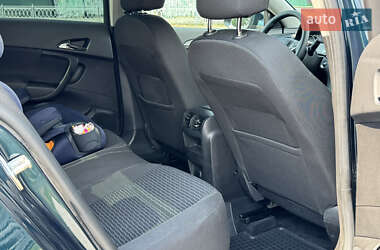 Седан Opel Insignia 2016 в 