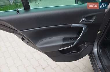 Универсал Opel Insignia 2009 в 
