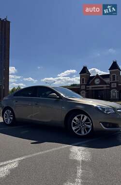 Лифтбек Opel Insignia 2015 в 