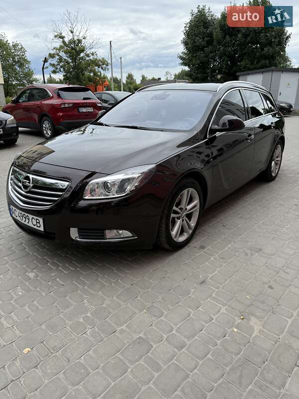 Универсал Opel Insignia 2011 в Луцке