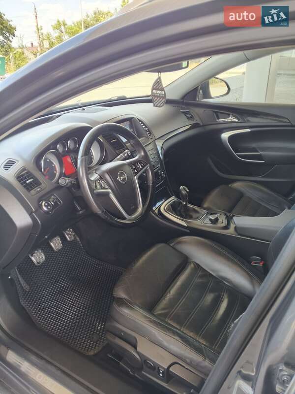 Універсал Opel Insignia 2009 в Миколаєві