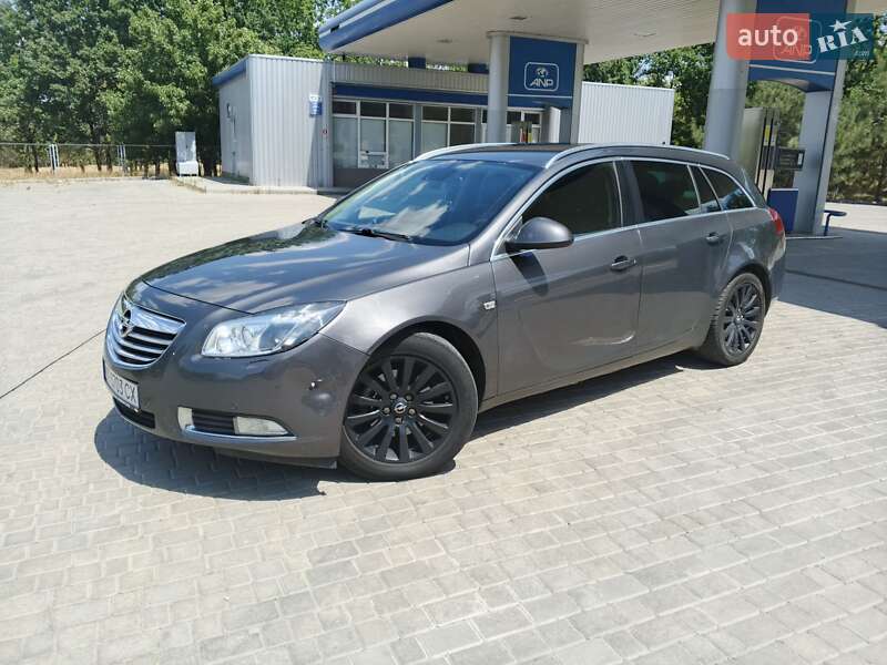 Універсал Opel Insignia 2009 в Миколаєві