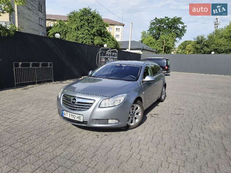 Универсал Opel Insignia 2013 в Ивано-Франковске