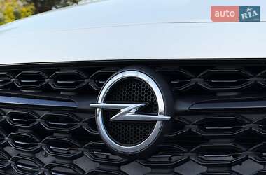 Универсал Opel Insignia 2022 в 
