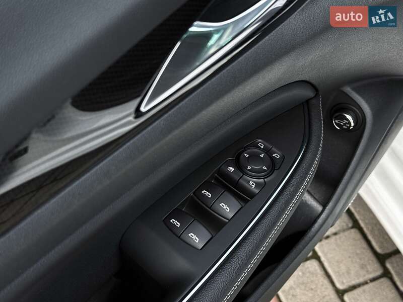 Универсал Opel Insignia 2022 в Луцке