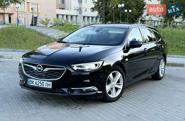 Универсал Opel Insignia 2017 в Ровно