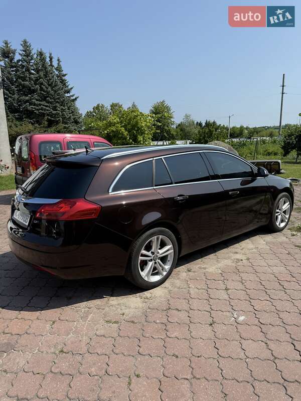 Универсал Opel Insignia 2011 в Луцке