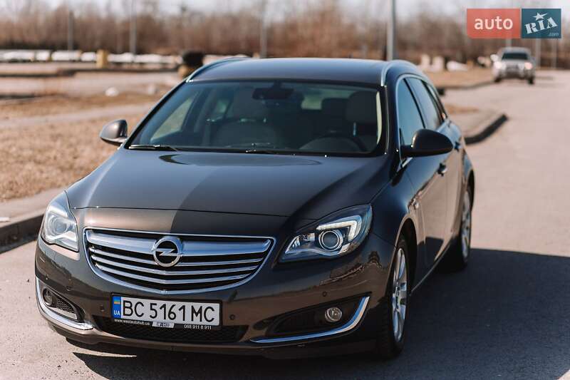Универсал Opel Insignia 2015 в Львове