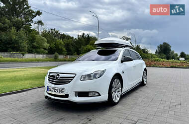 Универсал Opel Insignia 2009 в Киеве
