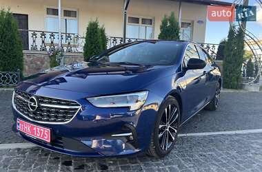 Лифтбек Opel Insignia 2020 в 