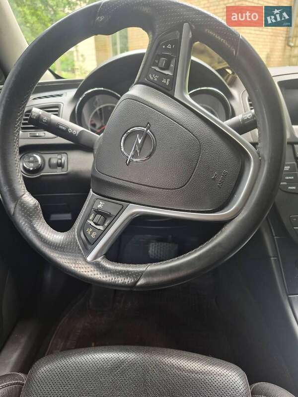 Универсал Opel Insignia 2013 в Киеве