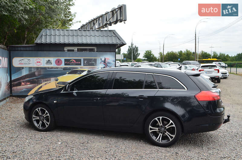 Универсал Opel Insignia 2013 в Киеве