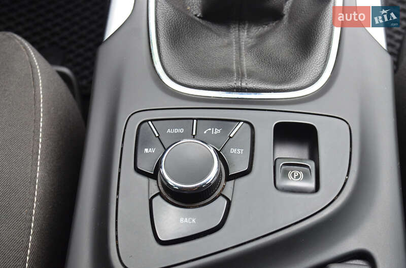 Универсал Opel Insignia 2013 в Киеве